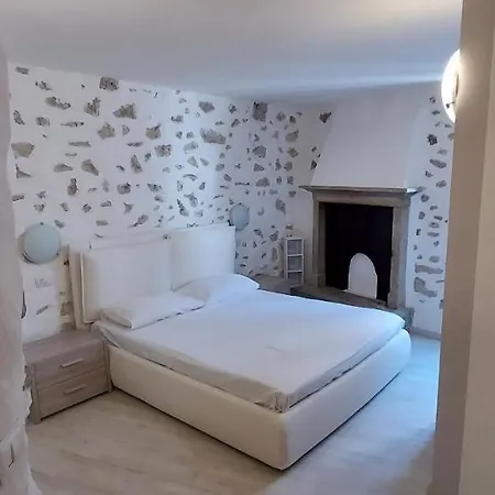 Casa Del Borgo Scala Tonda Pieve Apartment *
